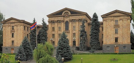 Սամվել Բաբայանը ներկայացել է ԱԺ քննիչ հանձնաժողովին. ՈւՂԻՂ