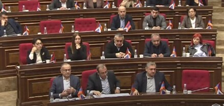 «Հայաստան» խմբակցությունը քվեարկությունից առաջ 20 րոպե ընդմիջում պահանջեց