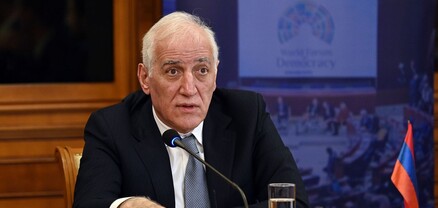 Վահագն Խաչատուրյանը դասախոսություն է կարդացել ՔԴԵԴ դասընթացի մասնակիցների համար