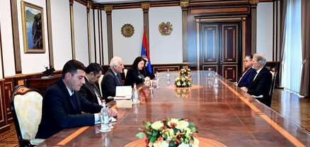 Վահագն Խաչատուրյանն ընդունել է Արգենտինայում հրեական ասոցիացիաների պատվիրակությանը