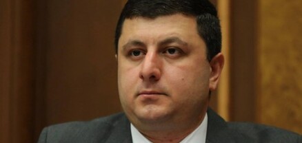 Իշխանությունը հիմա իր ստերի հերթական խմբաքանակի մեջ չի կողմնորոշվում` ում, որտեղ և ինչպես գցի․ Աբրահամյան