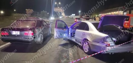 «Կովկաս» ռեստորանի մոտ բախվել են 5 ավտոմեքենա. կա վիրավոր. shamshyan.com