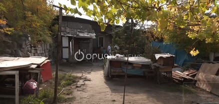 Հորեղբորս ծանոթները վկայություն են տվել, թե հայրս անհետ կորած է, որ տունը վաճառի․ հայրս ողջ է