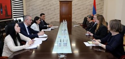 Ժաննա Անդրեասյանը Կանադայի դեսպանին է ներկայացրել ՀՀ կրթական համակարգում իրականացվող բարեփոխումները