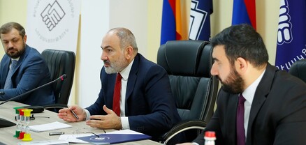 Փաշինյանը Գյումրիում «ՔՊ» նիստ է գումարել, քննարկել են կոռուպցիայի դեմ պայքարը