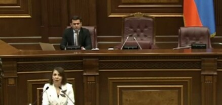 Հարցականի տա՞կ եք դնում պատգամավորների քվեարկության բարեխղճությունը. Արշակյանը՝ Հարությունյանին