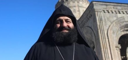 Հայր Միքայելը առողջական խնդիրներով պայմանավորված՝ ներկայիս չի կարող Սուրբ Պատարագ մատուցել