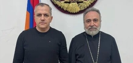 Ռումանիո հայոց թեմի առաջնորդը հանդիպել է Արցախի նախագահի հետ
