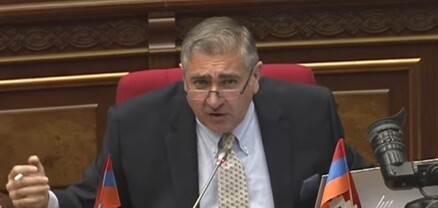 Պաշտպանական ծախսերը նվազել են, քանի որ եկամուտներն աճել են․ ֆինանսների նախարարը՝ Արթուր Խաչատրյանին
