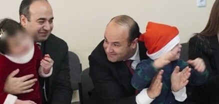 Նարեկ Մկրտչյանը տոներին ընդառաջ այցելել է Գյումրու երեխաների տուն