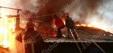Խոշոր հրդեհ՝ Ձորամուտ գյուղի վարչական ղեկավարի անասնագոմում. պատճառվել է 3 մլն դրամի վնաս. shamshyan.com