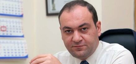 Կալանավորել եք ուզում, միանգամից ապօրինի կալանքի որոշումը տվեք, էլ ինչի՞ եք ձևեր թափում․ Արսեն Բաբայան