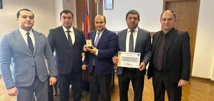 Փարաքարի ղեկավարն ու տեղակալները պագևատրվել են «Կեչառիս» հուշադրամով