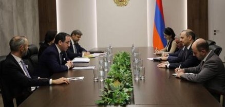 ԱԽ քարտուղարը Չեխիայի փոխարտգործնախարարի հետ քննարկել է ՀՀ-ի շուրջ ստեղծված անվտանգային իրավիճակը