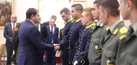 Սուրեն Պապիկյանն այցելել է Հունաստանի ցամաքային զորքերի ռազմական ակադեմիա