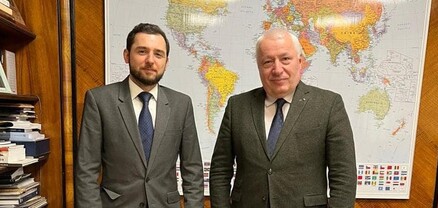 Դեսպան Տիգրան Գալստյանը հանդիպում է ունեցել Ռումինիայի ԱԳՆ պետքարտուղար Յուլիան Ֆոտայի հետ