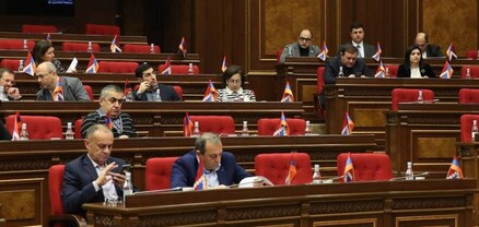 ԱԺ ընդդիմության հետ ո՛չ Արեւմուտքն է համագործակցում, ո՛չ Ռուսաստանը. Հրապարակ