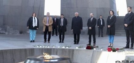 Չեխիայի Պատգամավորների պալատի նախագահի գլխավորած պատվիրակության այցելել է Ծիծեռնակաբերդ