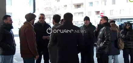 «Գոյ» թատրոնի դերասանների բողոքի ակցիան` ԿԳՄՍՆ-ի դիմաց. ՈւՂԻՂ