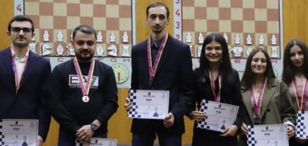 Ռոբերտ Հովհաննիսյանը և Սուսաննա Գաբոյանը ստացան ՀՀ շախմատի հավաքականում հանդես գալու իրավունք