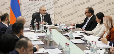 Փաշինյանն այցելել է ԿԳՄՍՆ․ ներկայացվել է նախարարության 2023 թ. գործունեության հաշվետվությունը