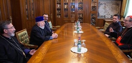 Կաթողիկոսն իր գնահատանքն է հայտնել կարդինալ Գուջերոտիին հայագիտությանը բերած նրա ավանդի համար