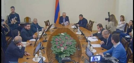 Զեկույցը՝ մայիսին. հատորյակներ են գրում. Հրապարակ