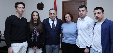 Կարեն Գիլոյանը մարզական կոչումներ է հանձնել մարզաշխարհի մի շարք ներկայացուցիչների