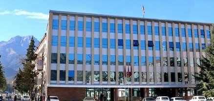 Սյունիքի մարզպետարանը տեղյակ չէ, թե ինչու են Մեղրիում փակվում պետական մի շարք հիմնարկներ