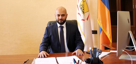 Կենտրոնի թաղապետը տեղյակ չի եղել իր ենթակաների հակաօրինական գործունեությունից. Ժողովուրդ