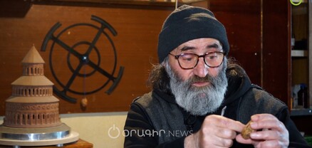 Հայտնի դեմքեր, ծանոթ վայրեր. գյումրեցի ճարտարապետն ընկույզից փոքրիկ քանդակներ է ստանում