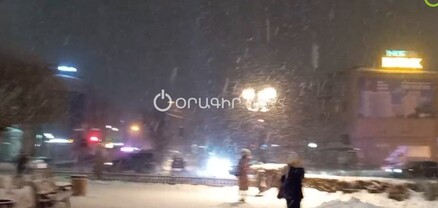 Գյումրիում մի քանի ժամ է՝ առատ ձյուն է տեղում