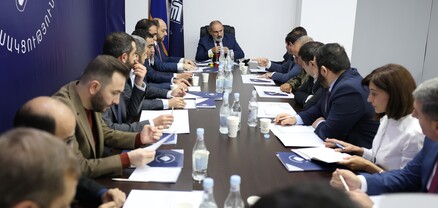 Իշխանությունները ներկա ժամանակաշրջանի օլիգարխ են աճեցնում․ 5 տարում մինչև 5 մլն արժողությամբ պայմանագրեր են կնքվել. Ժողովուրդ