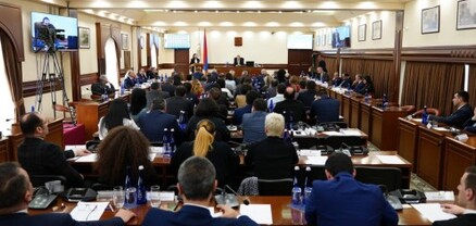 Մեկնարկել է Երևանի ավագանու արտահերթ նիստը. քվորում կա