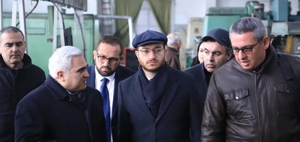 Մխիթար Հայրապետյանն այցելել է Չարենցավանի հաստոցաշինական գործարան