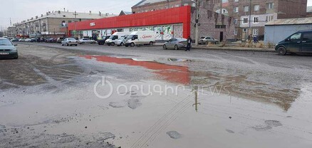 Փոսերը արագ փորում են, մոռանում սարքել․ գյումրեցիները մնացել են ցեխոտ ճանապարհների հույսին