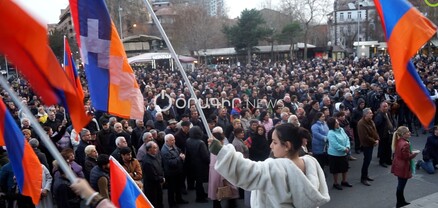 Մեր ժողովրդի մի հատվածը միամտություն ունեցավ և վերարտադրեց պարտության սիմվոլներին․ «Միասին» շարժման հանրահավաքը