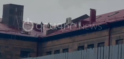 Դիպուկահարներ, ոստիկանական զորք․ վախեցած Փաշինյանը՝ Գյումրիում