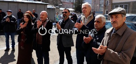 Վանաձորում բացվեց ռեժիսոր Վահե Շահվերդյանի հուշաքարը. լուսանկարներ