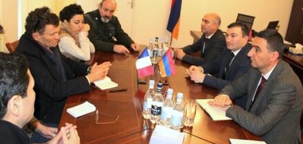 Ֆրանսիացի մտավորականները հանդիպել են Սյունիքի մարզպետի հետ
