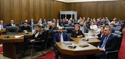 Հանդիպումից առաջ հավաքել են հեռախոսները․ Հրապարակ