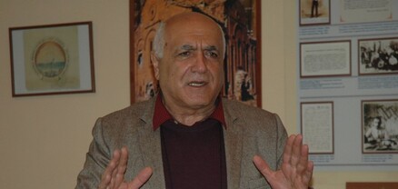Ակադեմիզմ և բարեվարքություն չունեն. ադրբեջանցի հնագետները լուսանկարվում են հայ զինվորների գլուխների հետ