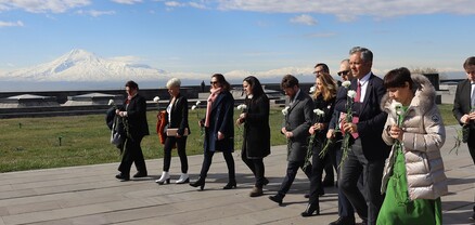 Ֆրանսիայի ԱԺ Ֆրանսիա-Հայաստան բարեկամական խումբն այցելել է Հայոց ցեղասպանության հուշահամալիր