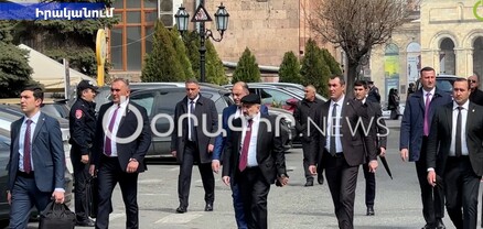 Փաշինյանի ֆենոմենը․ TikTok-ում անվախ ու ժողովրդավար, կյանքում՝ հակառակը