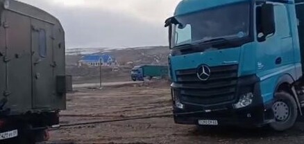 Իշխանասար գյուղի խաչմերուկի մոտակայքում բեռնատարն արգելափակվել է ցեխի մեջ