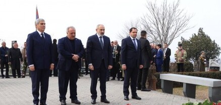 Սուրեն Պապիկյանն այցելել է Եռաբլուր