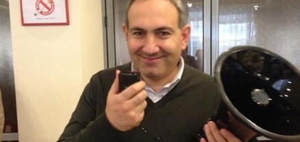 Ովքեր են իշխանության գործակիցները