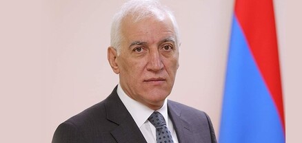 Վահագն Խաչատուրյանը շնորհավորական ուղերձներ է հղել Իրանի նախագահին և հոգևոր առաջնորդին