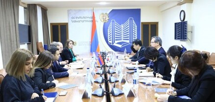 Գևորգ Պապոյանը Կորեայի ԱԳ նախարարի տեղակալին է ներկայացրել «Խաղաղության խաչմերուկ»-ը