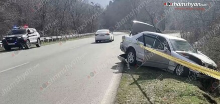 Mercedes-ը Իջևանի «Կենուտ» ռեստորանի մոտ բախվել է հողաթմբին․ կա վիրավոր. shamshyan.com